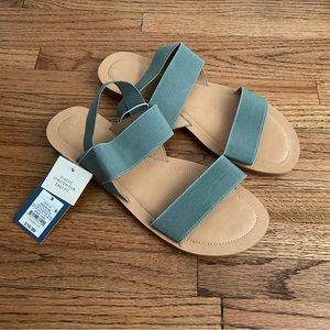 Universal Thread Sage Green Sandals